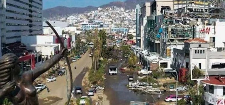 Invertirán 61 mil mdp en levantar Acapulco
