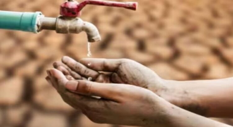 Fuga en acueducto Otay-Libertad deja sin agua a 12 colonias