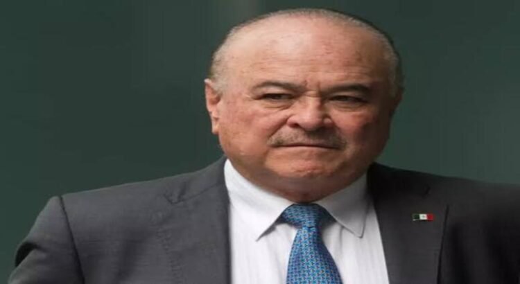 Investigan a exgobernador de Baja California tras incautación de 15 millones de combustible