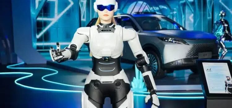 Omoda-Jaecoo presentó a sus robots en el Auto Show de Hong Kong