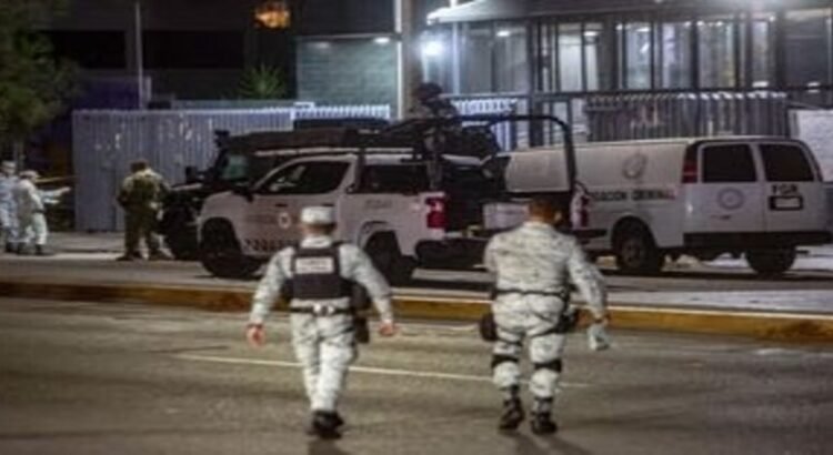 Decomisan tráiler con 2.7 toneladas de drogas en aduana de Tijuana