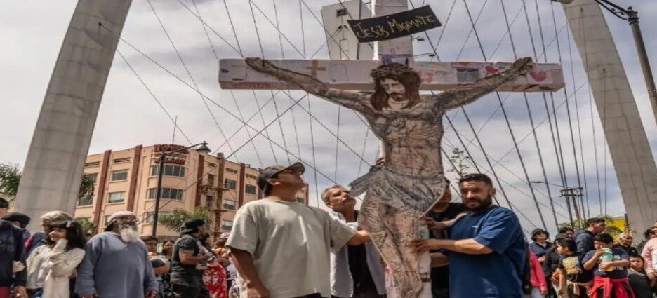 Tijuana se convierte en escenario del tercer Viacrucis Migrante